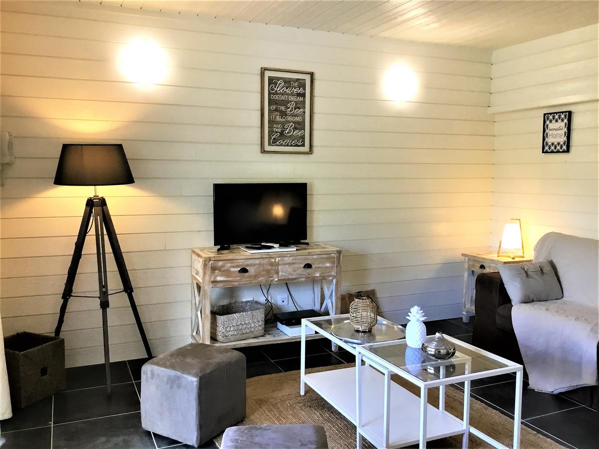 Studio La Voile Blanche Orient Bay Екстер'єр фото
